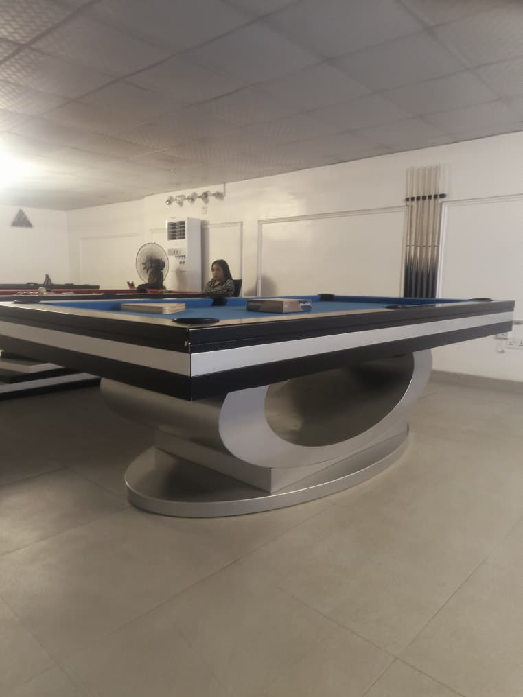 ROUNDED LUXURY MARBLE POOL TABLE