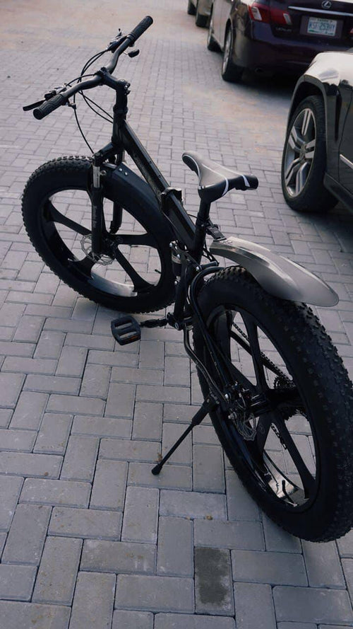 MERCEDES BIG TYRE BIKE